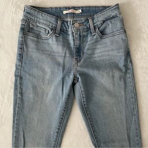 Levi’s 711 Skinny Jeans